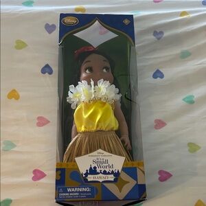 Disney Small World Hawaii Doll with Yellow and Brown Outfit